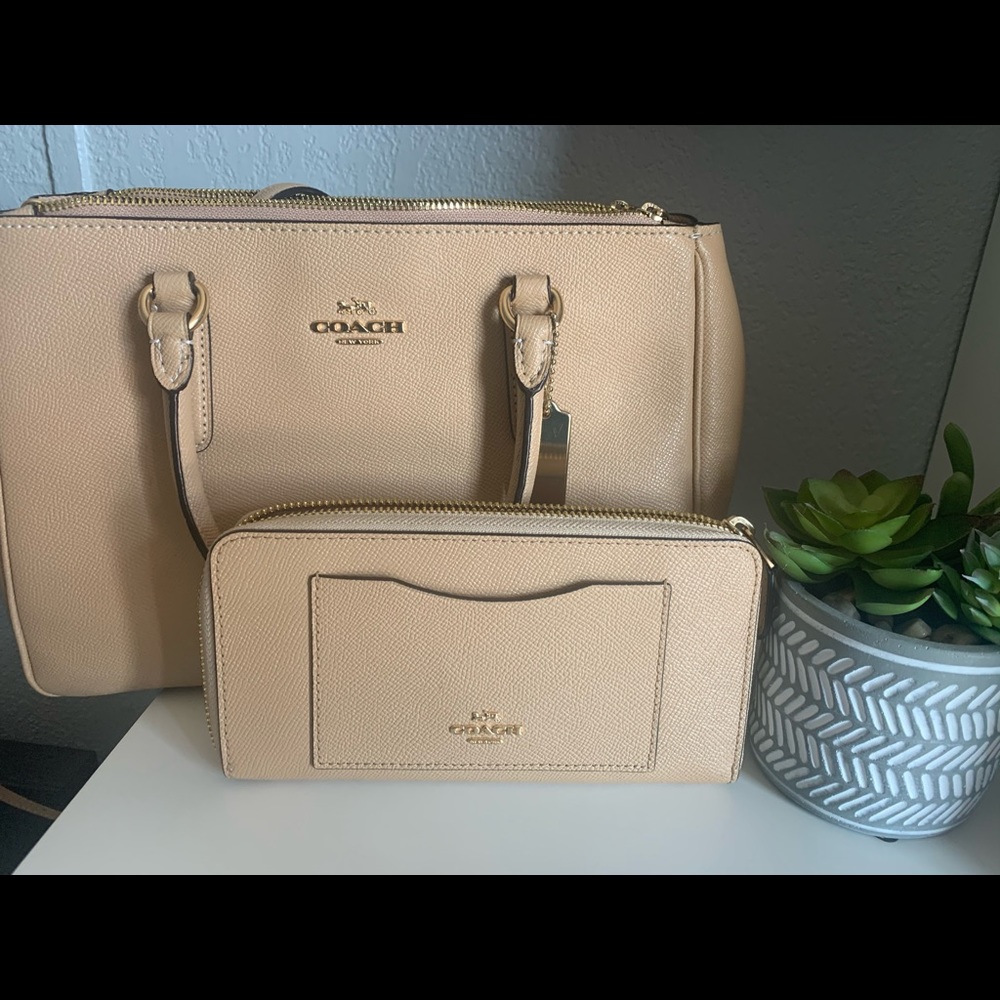 Coach handbag and wallet